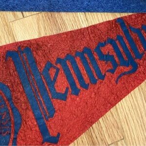 VINTAGE University of Pennsylvania Felt Pennant • RARE FIND! • Old Antique UPenn